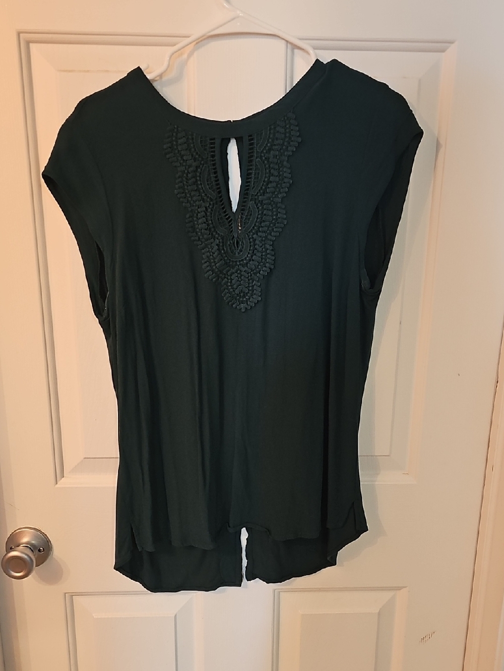 Daniel Rainn Dark Green Crochet-Trim Cap Sleeve Top